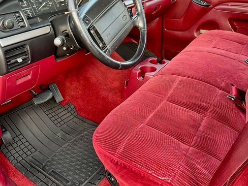Used 1994 Ford F150 XL image 11