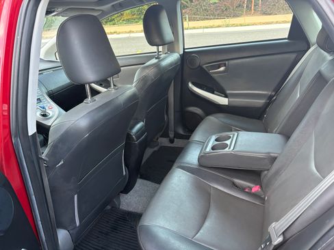 Used 2012 Toyota Prius Four w/ Deluxe Solar Roof Pkg FWD image 12
