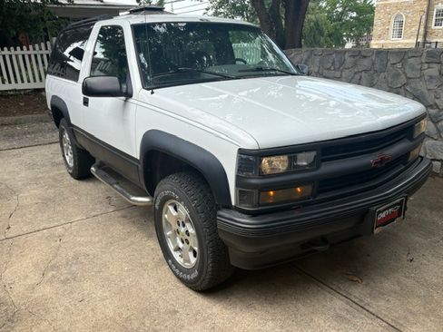 Used 1996 Chevrolet Tahoe 4WD 2-Door image 1