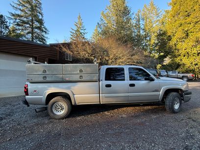 Used 2005 Chevrolet Silverado 2500 LT w/ Heavy-Duty Power Package