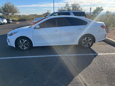 Used 2021 Kia Forte LXS image 10