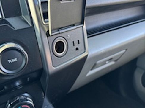 Used 2017 Ford F150 XLT w/ Equipment Group 302A Luxury image 17