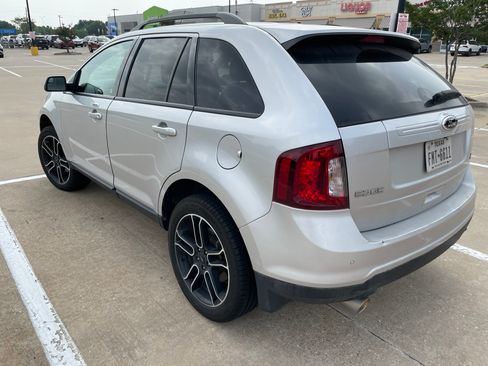 Used 2013 Ford Edge SEL AWD/4WD image 9