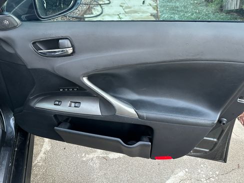 Used 2006 Lexus IS 350 image 16