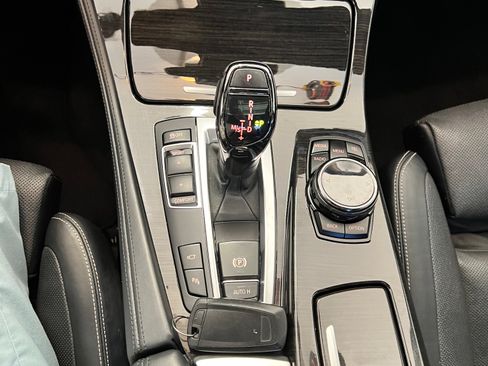 Used 2016 BMW 550i Sedan image 16