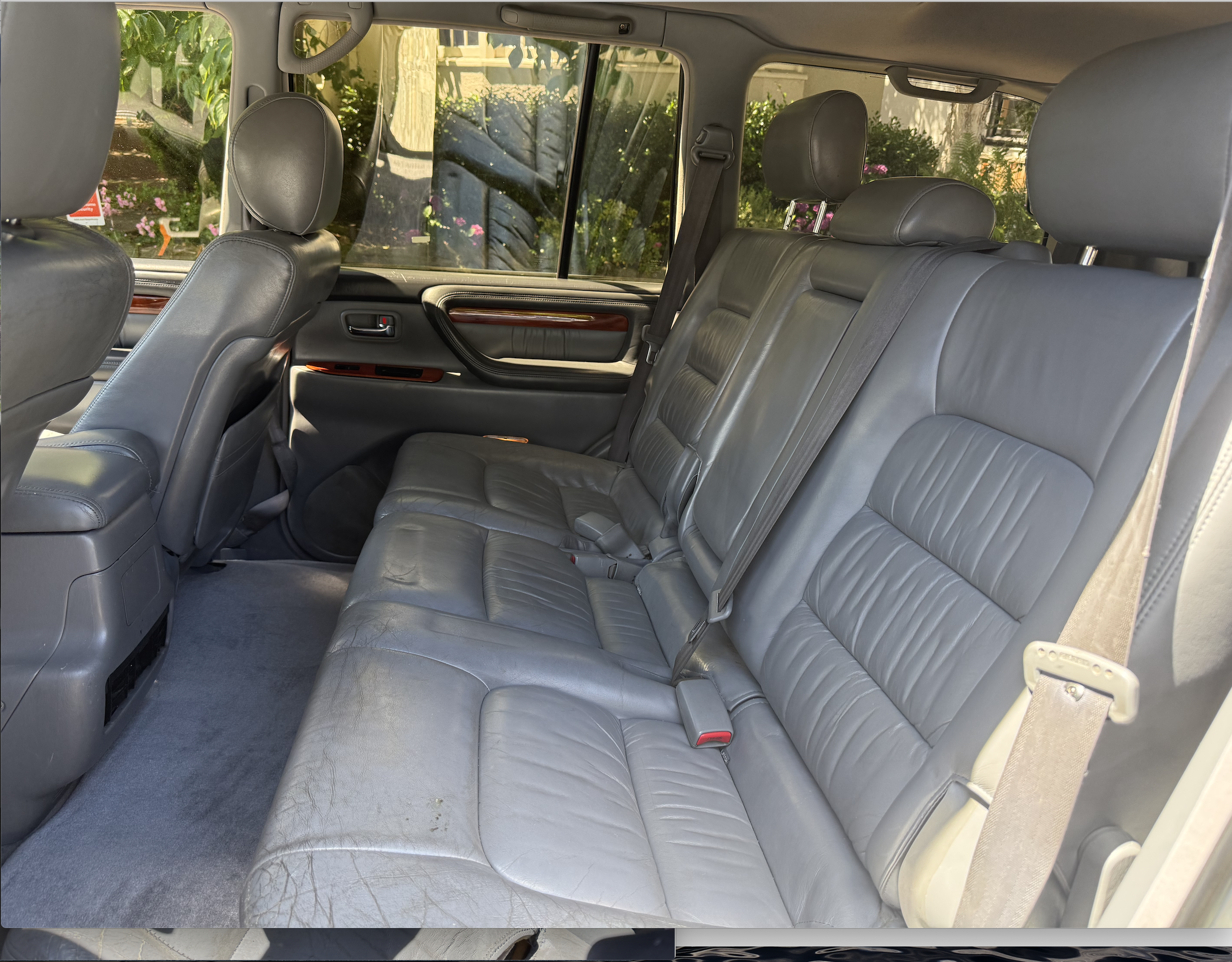 Used 2002 Lexus LX 470 4WD image 8