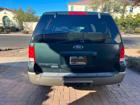 Used 2004 Ford Expedition Eddie Bauer image 8
