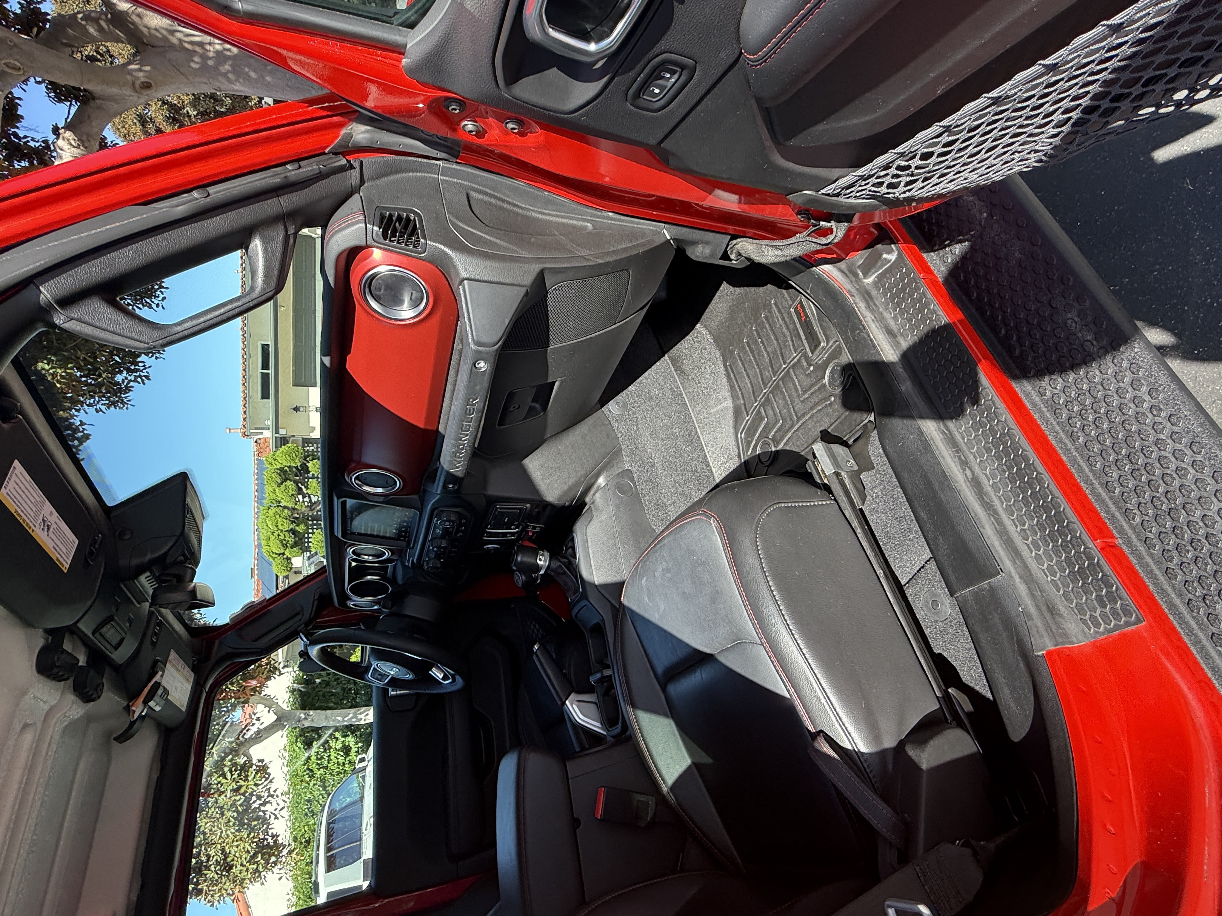 Used 2023 Jeep Wrangler Rubicon w/ LED Lighting Group AWD/4WD image 11