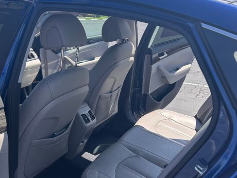 Used 2015 Hyundai Sonata Limited w/ Option Group 05 image 15