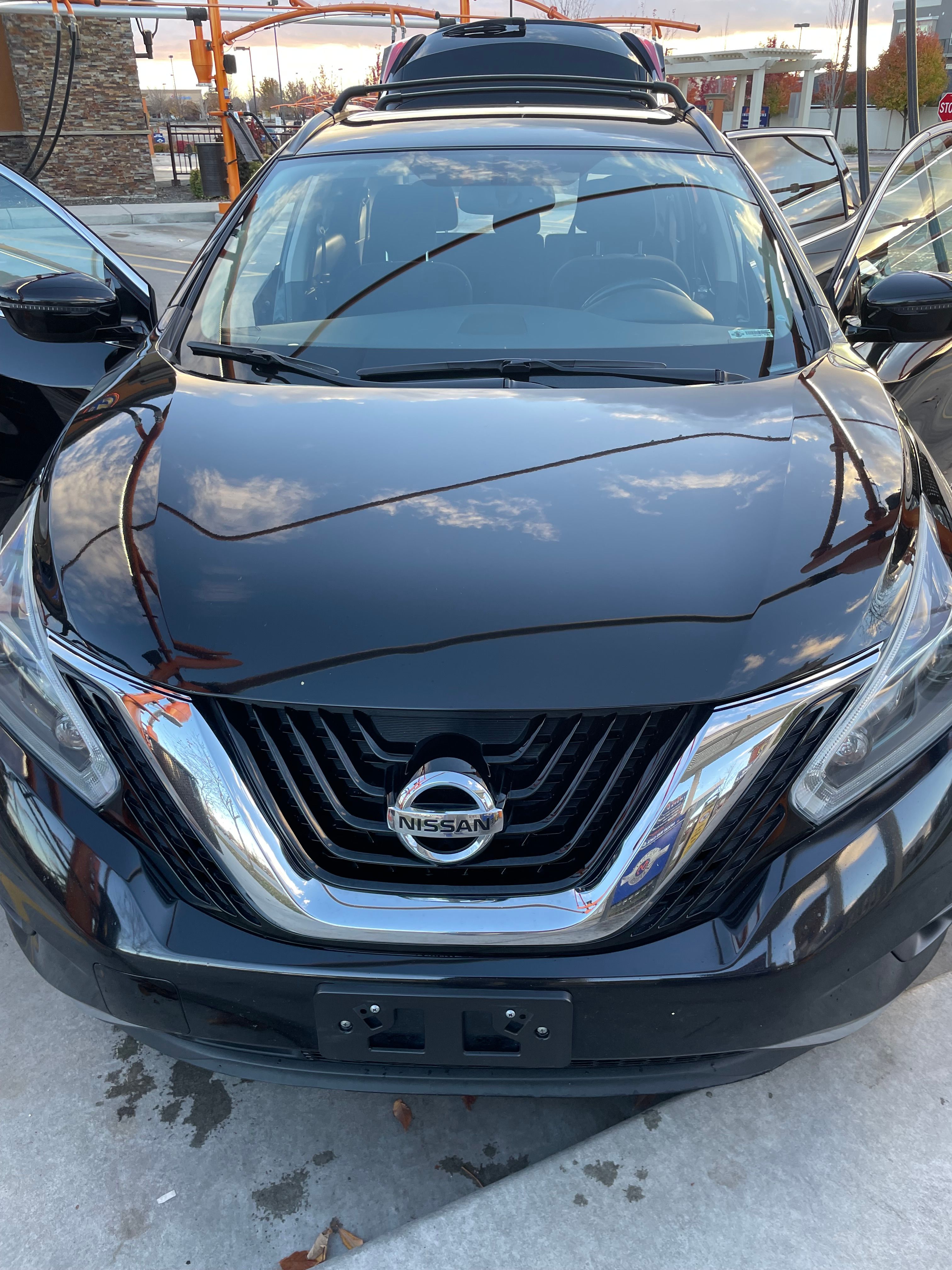 Used 2018 Nissan Murano SV AWD/4WD image 1