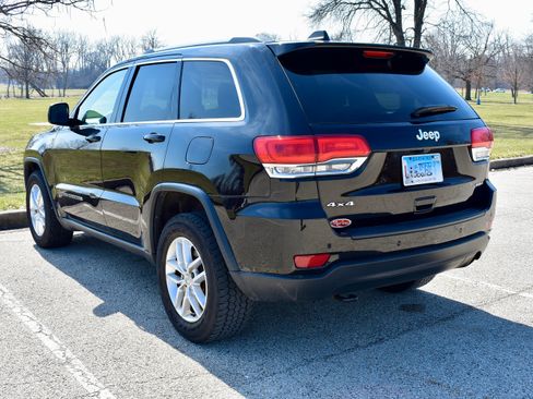 Used 2017 Jeep Grand Cherokee Laredo w/ Quick Order Package 23E image 10