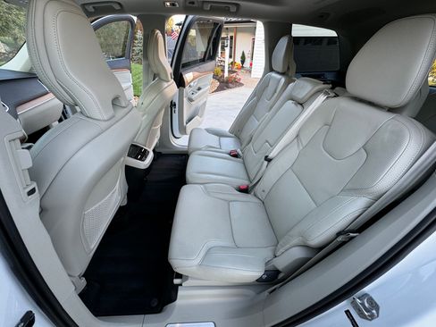 Used 2019 Volvo XC90 T6 Inscription w/ Advanced Package AWD/4WD image 11
