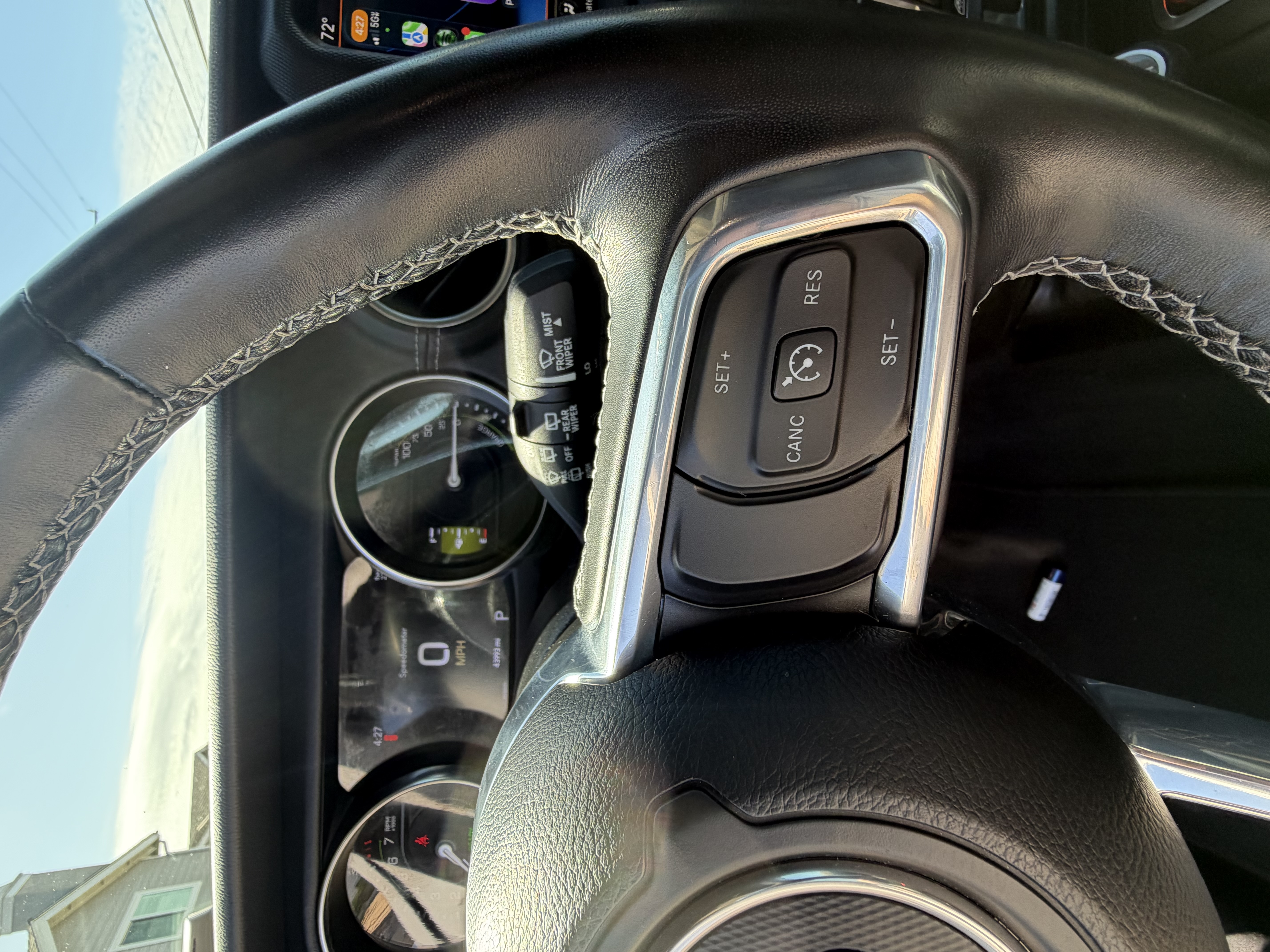 Used 2023 Jeep Wrangler Unlimited Sahara w/ Cold Weather Group AWD/4WD image 10