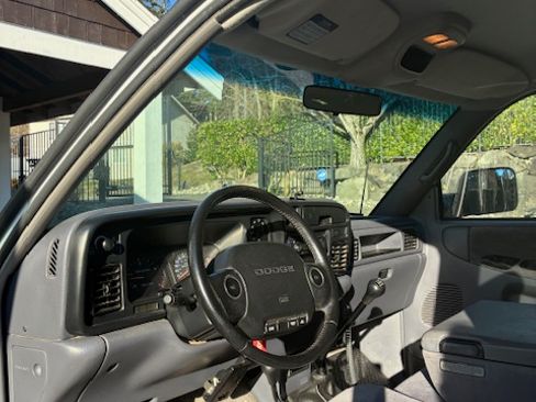 Used 1997 Dodge Ram 2500 Truck 4x4 Club Cab image 10