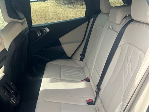 Used 2026 BMW X3 xDrive30 w/ Premium Package image 11