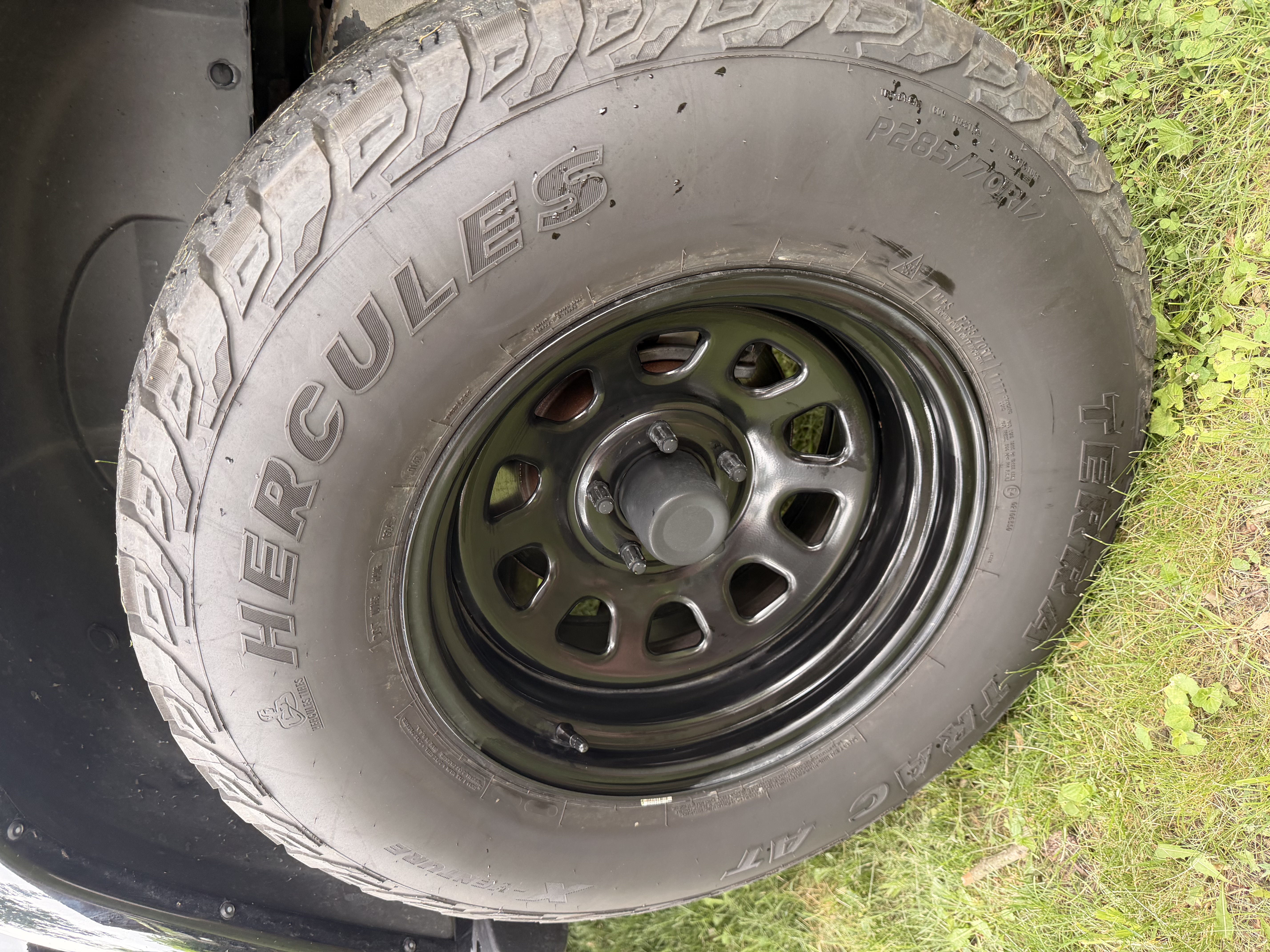 Used 2013 Jeep Wrangler Unlimited Sahara AWD/4WD image 5