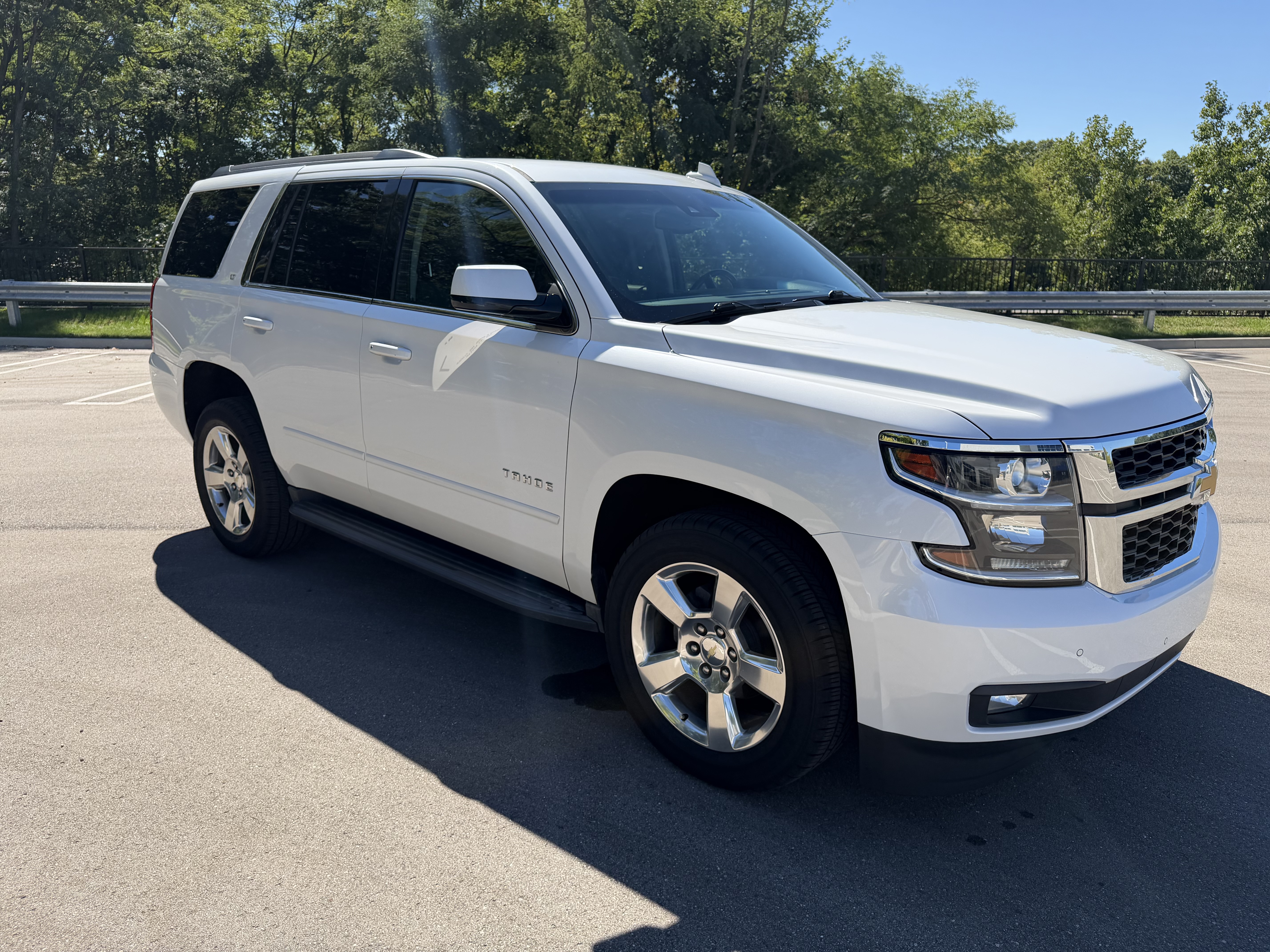 Used 2016 Chevrolet Tahoe LT w/ Luxury Package AWD/4WD image 12