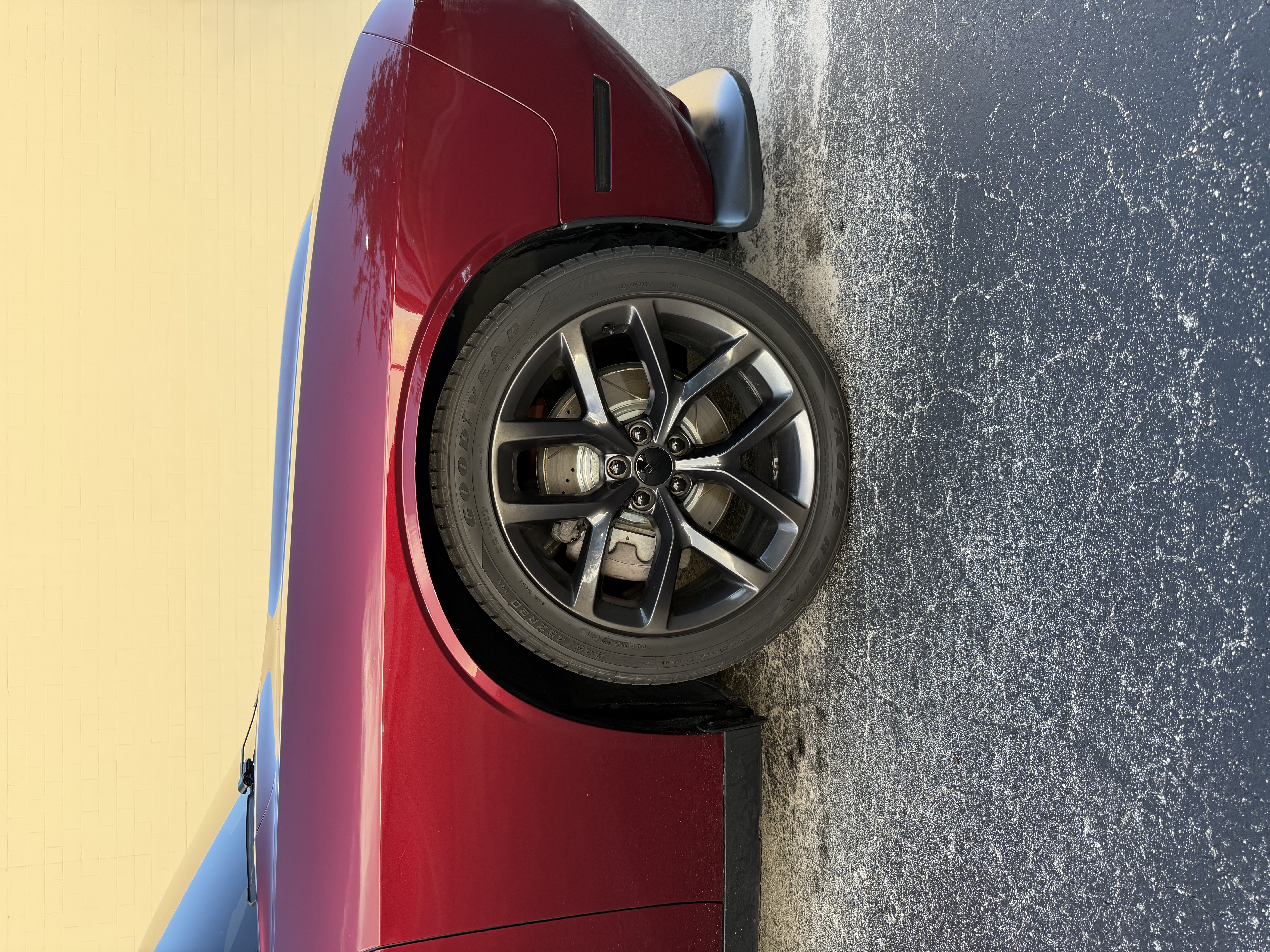 Used 2019 Dodge Challenger GT w/ Plus Package RWD image 17