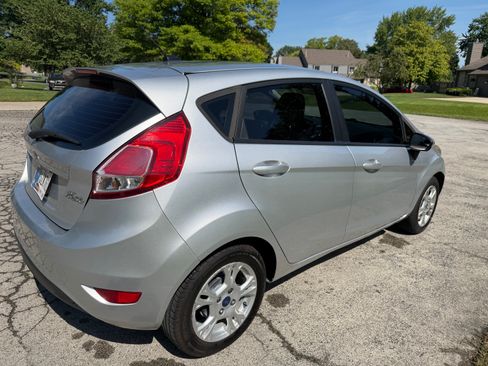 Used 2016 Ford Fiesta SE FWD image 8