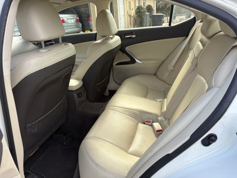 Used 2013 Lexus IS 250 AWD w/ Premium Pkg image 5