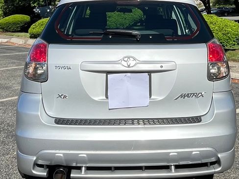 Used 2008 Toyota Matrix FWD image 4