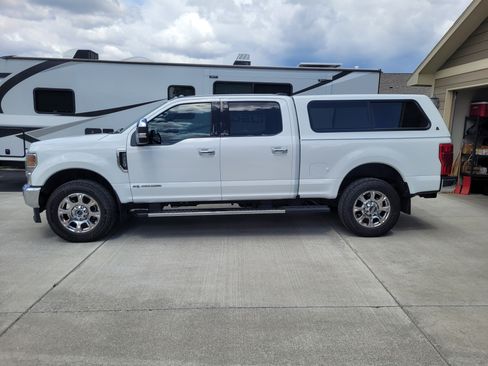 Used 2022 Ford F350 Lariat w/ Lariat Ultimate Package AWD/4WD image 1