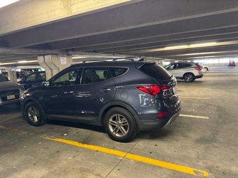 Used 2018 Hyundai Santa Fe Sport w/ 2.4L Value Package 02 AWD/4WD image 2