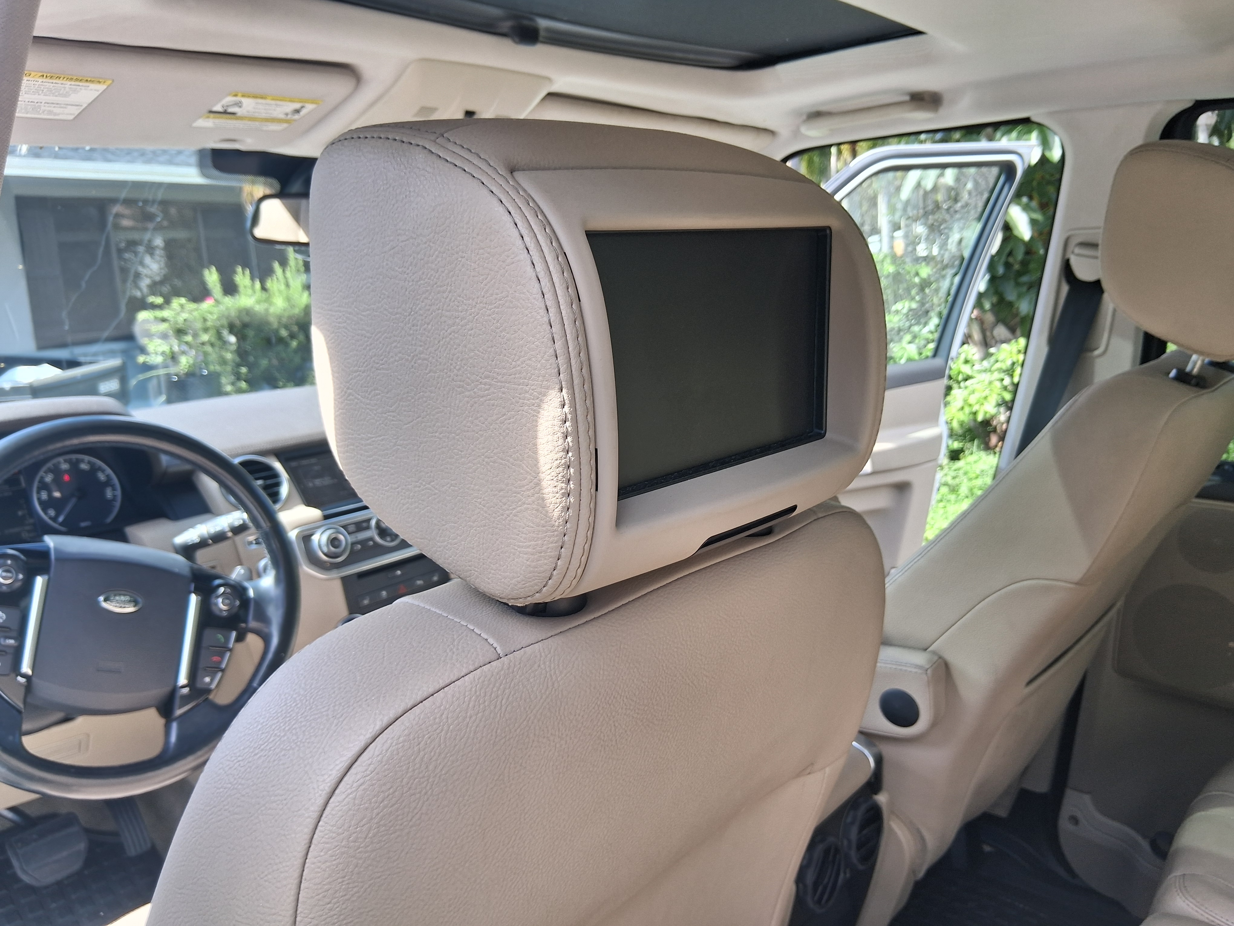 Used 2016 Land Rover LR4 HSE AWD/4WD image 19