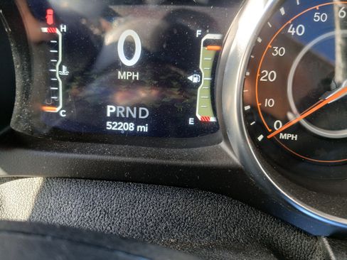 Used 2020 Jeep Wrangler Unlimited Sahara image 14