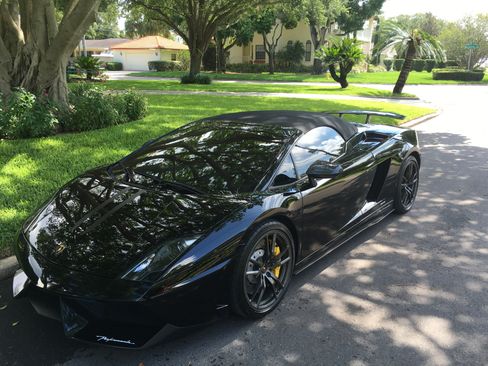 Used 2012 Lamborghini Gallardo LP 570-4 Performante AWD/4WD image 5