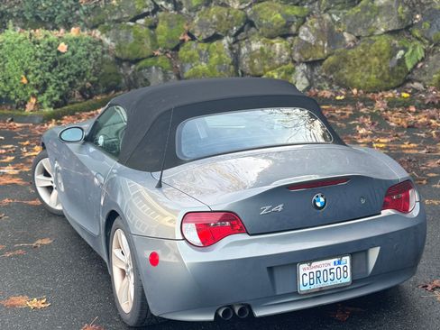 Used 2007 BMW Z4 3.0i image 6
