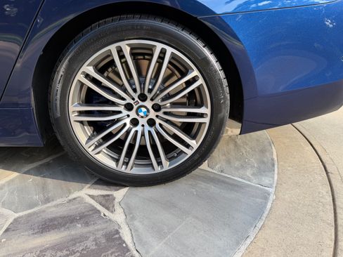 Used 2020 BMW M550i xDrive w/ Executive Package AWD/4WD image 15