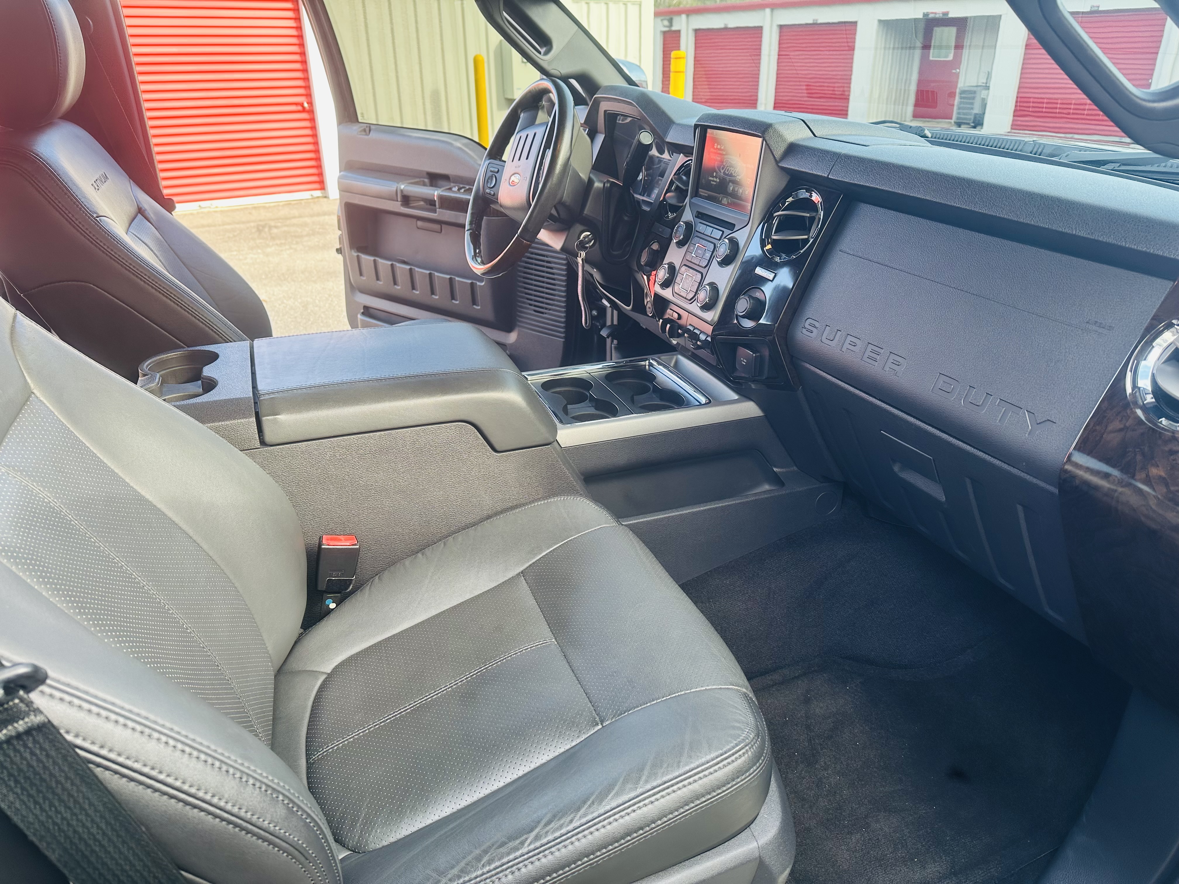 Used 2015 Ford F350 Platinum w/ Snow Plow Prep Package AWD/4WD image 9
