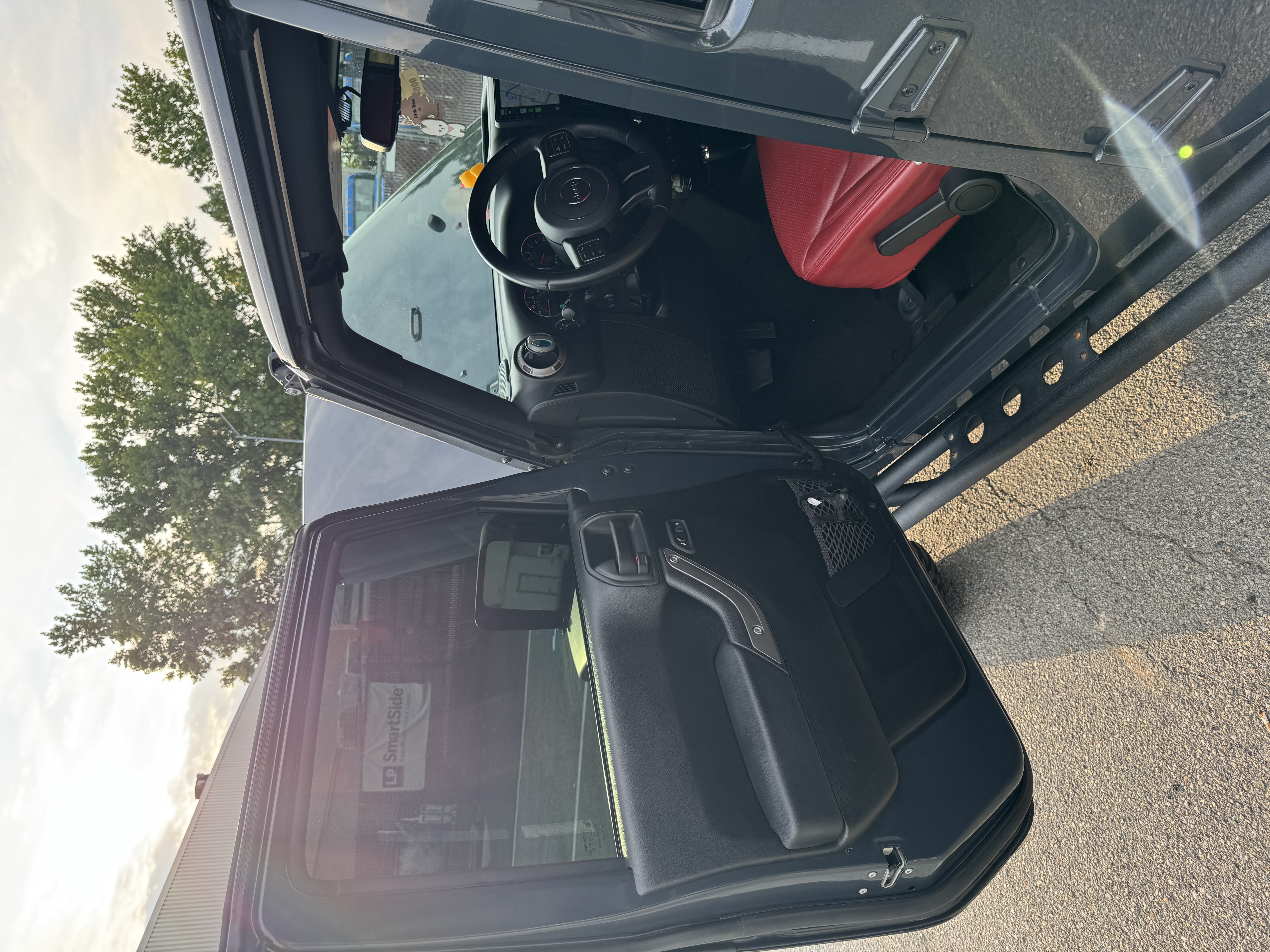 Used 2018 Jeep Wrangler Unlimited Sport S AWD/4WD image 14