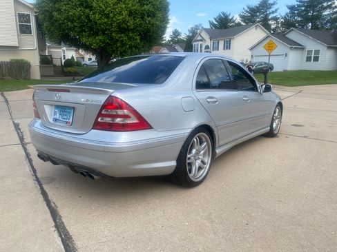 Used 2005 Mercedes-Benz C 55 AMG Sedan image 10