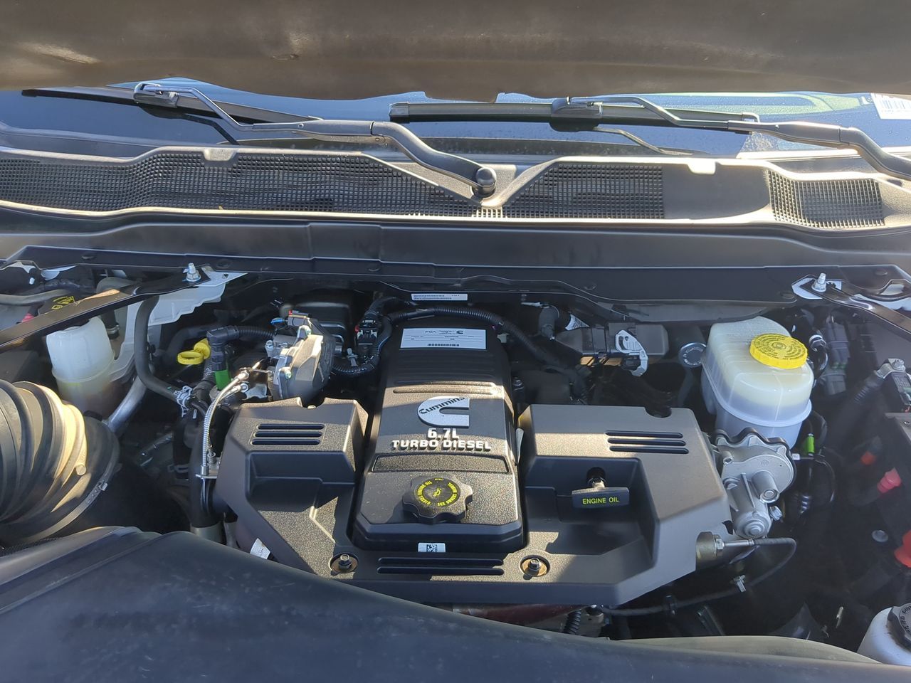 Used 2019 RAM 2500 Laramie AWD/4WD image 5