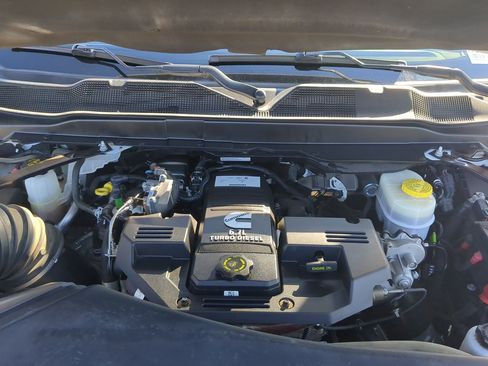 Used 2019 RAM 2500 Laramie image 16