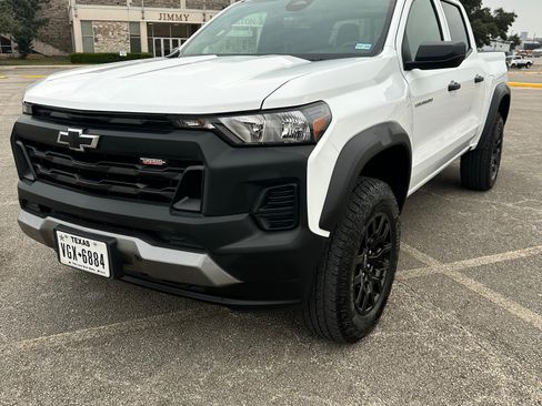 Used 2024 Chevrolet Colorado Trail Boss image 1