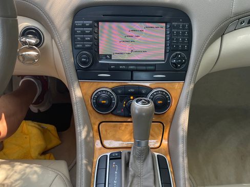 Used 2006 Mercedes-Benz SL 500 image 18