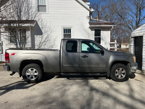 Used 2013 GMC Sierra 1500 SLE w/ Power Tech Package AWD/4WD image 5