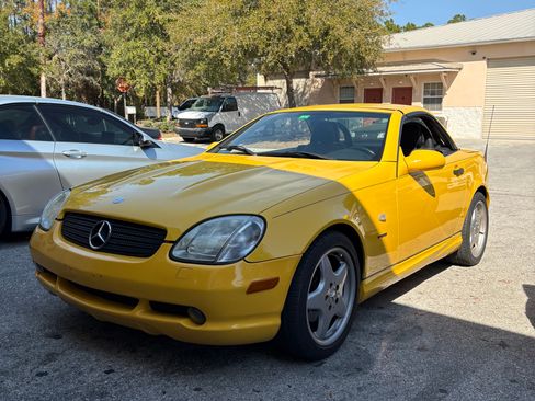 Used 2000 Mercedes-Benz SLK 230 image 1