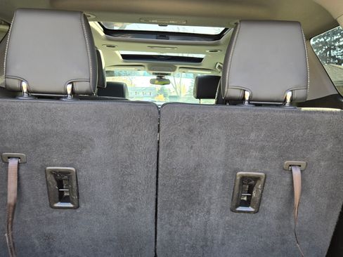 Used 2018 GMC Acadia SLT image 10