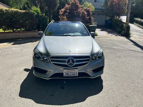 Used 2015 Mercedes-Benz E 400 E 400 Sedan 4D image 2