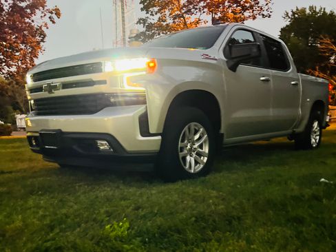 Used 2019 Chevrolet Silverado 1500 RST w/ All-Star Edition image 15