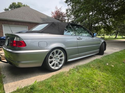 Used 2004 BMW 330Ci Convertible RWD image 10