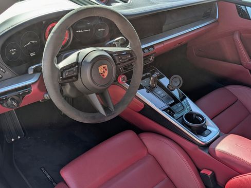 Used 2020 Porsche 911 Carrera S image 17