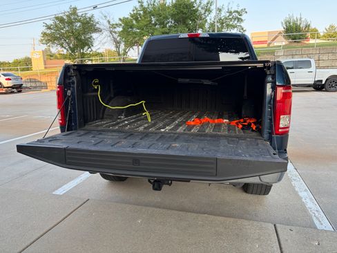 Used 2015 Ford F150 XLT w/ Equipment Group 301A Mid AWD/4WD image 8