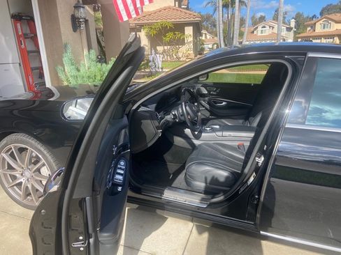 Used 2016 Mercedes-Benz S 550 Sedan image 2