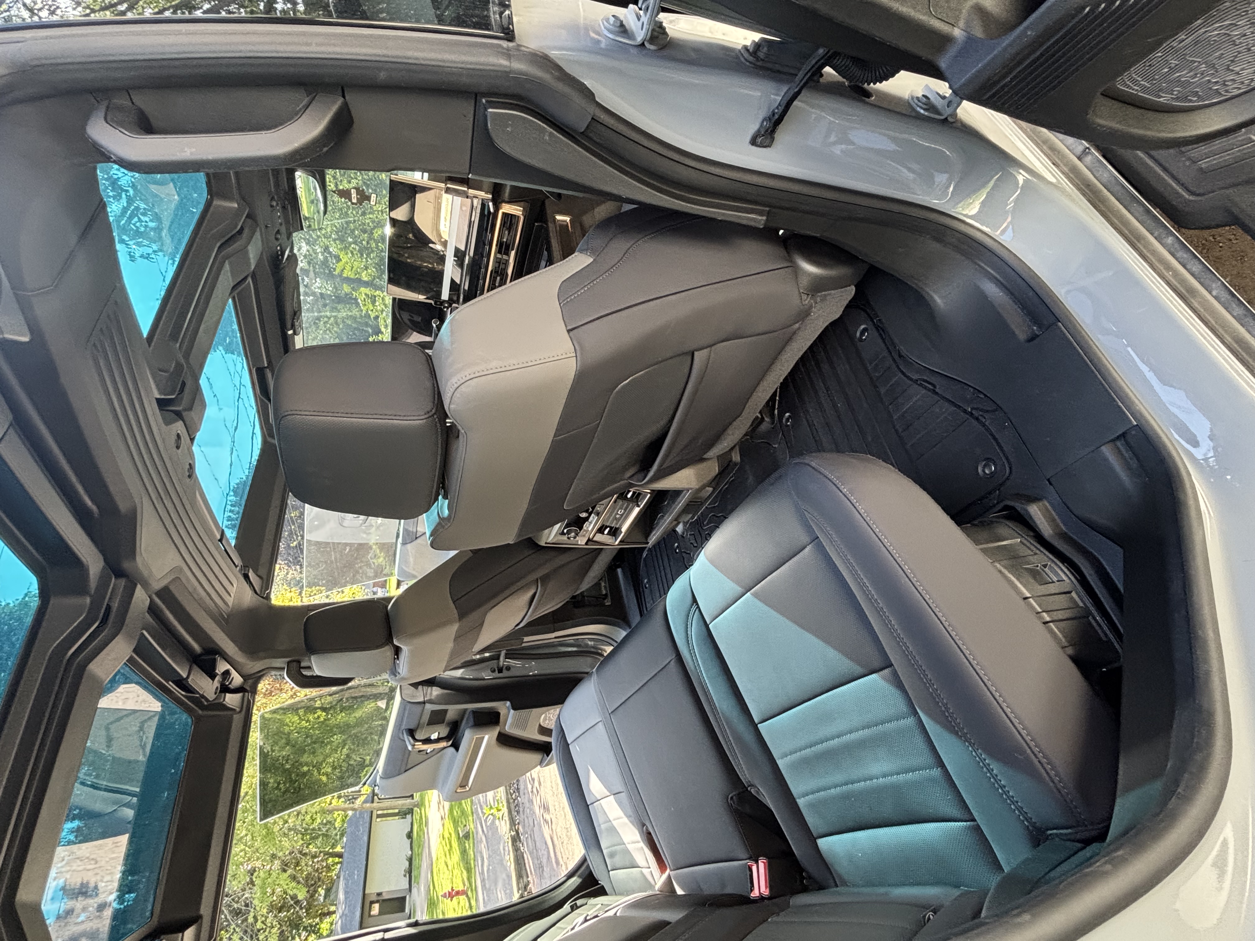 Used 2025 GMC Hummer EV 2X AWD/4WD image 11