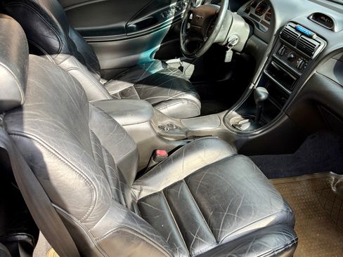Used 1997 Ford Mustang GT RWD image 28